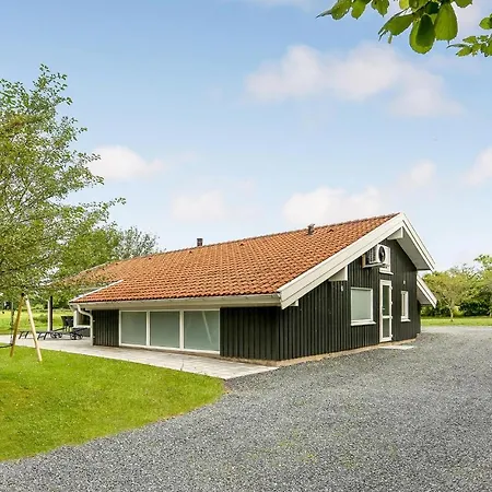 펜션 Lovely In Sydals With Sauna